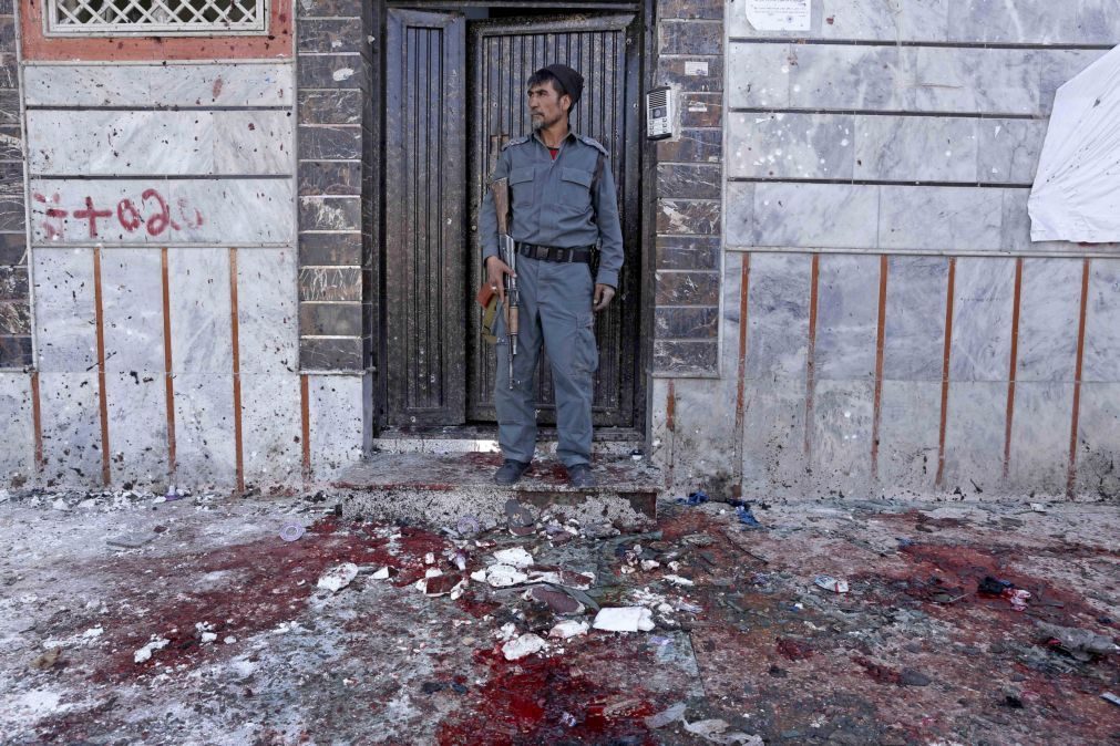 Estado Islâmico reivindica atentado de hoje em Cabul, com pelo menos 31 mortos