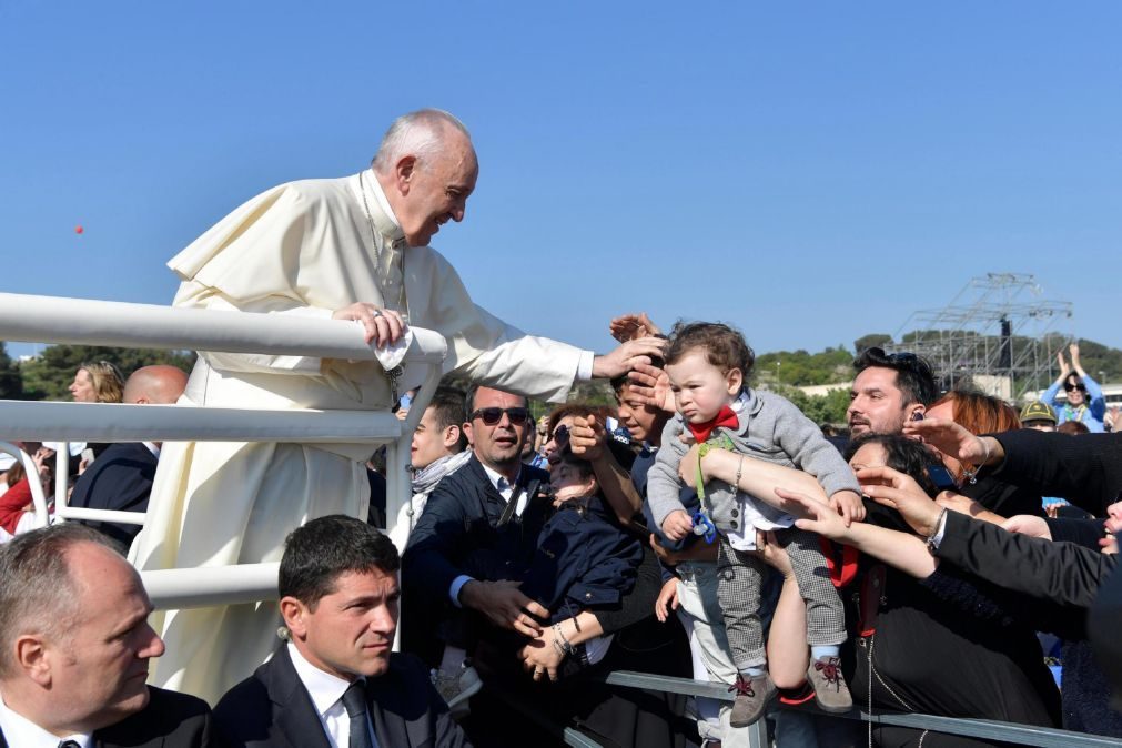 Papa manifesta-se preocupado e pede fim da violência na Nicarágua