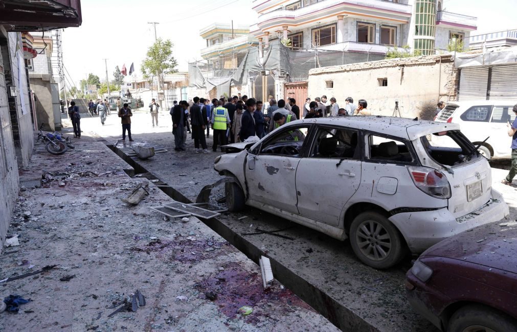 Quase 60 mortos e perto de 120 feridos em atentado na capital do Afeganistão