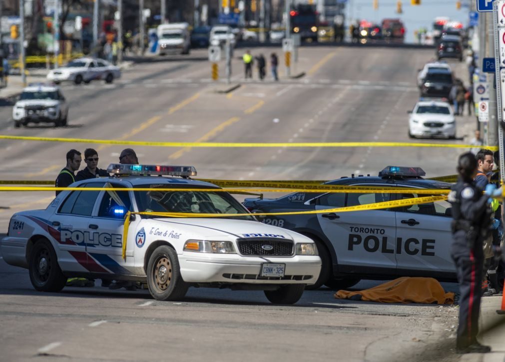 Nove mortos e 16 feridos é o balanço do atropelamento em Toronto