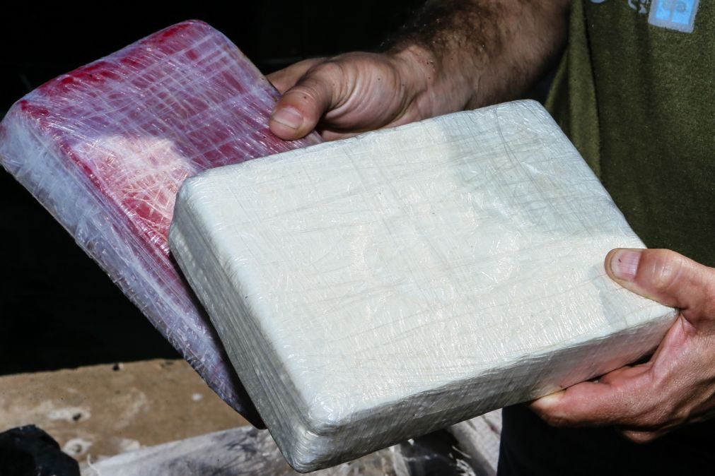 Apreendidas 8,7 toneladas de cocaína em Algeciras, a maior apreensão de sempre em Espanha