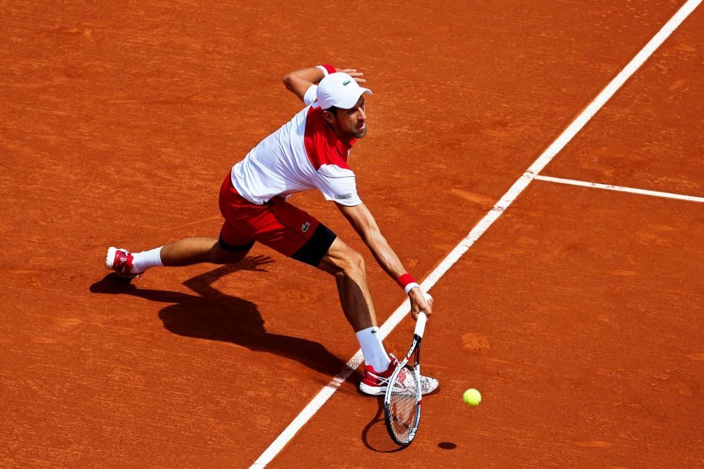 Djokovic eliminado na estreia em Barcelona