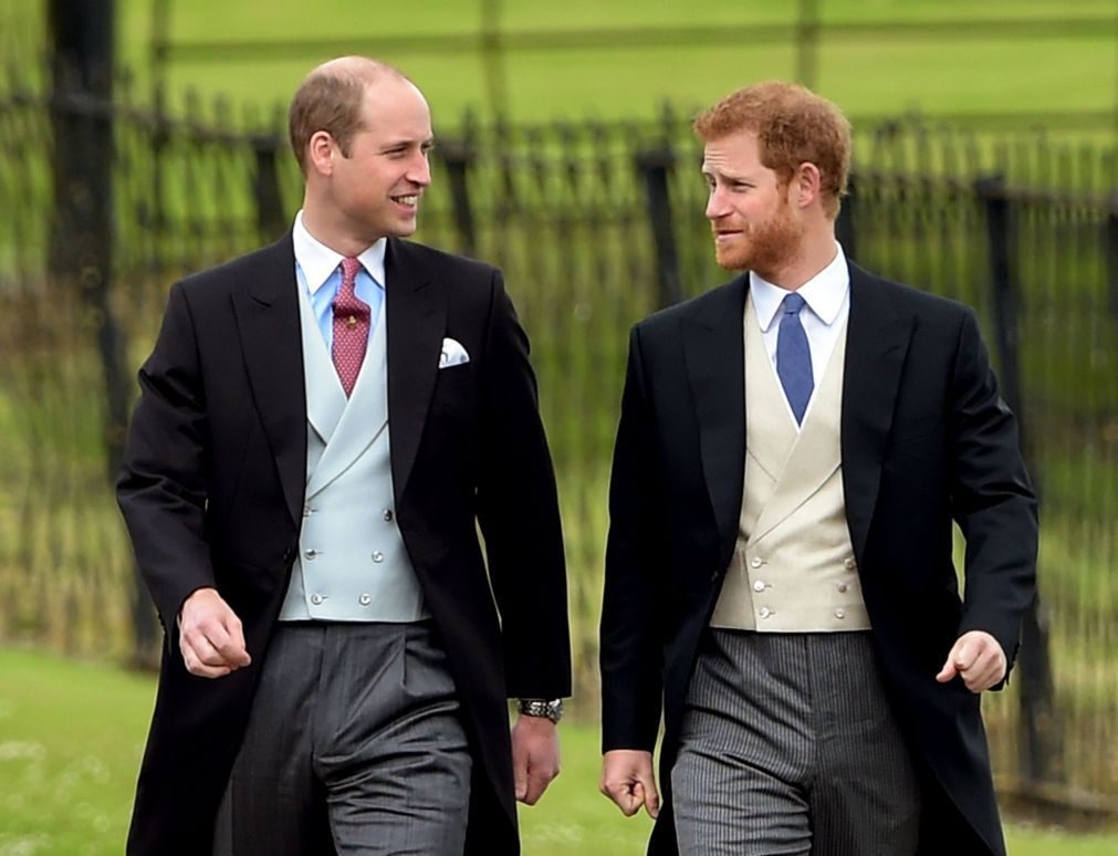 Príncipe William de Inglaterra será o padrinho de casamento do irmão Harry