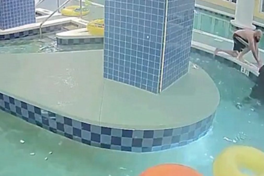 Vídeo aterrorizador mostra criança submersa por 9 minutos após ser sugada por tubagem de piscina