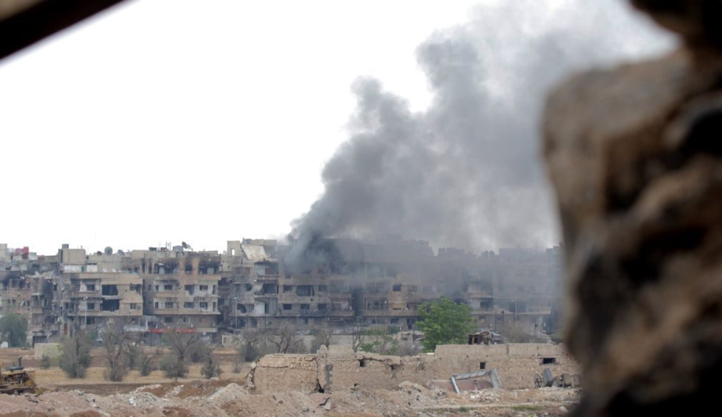 Última Hora: Bombardeamento causa pelos menos 14 mortos e dezenas de feridos na Síria