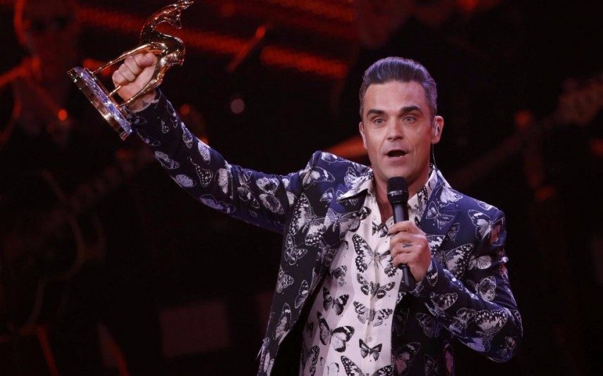 Robbie Williams anula digressão e preocupa fãs com problemas de saúde mentais