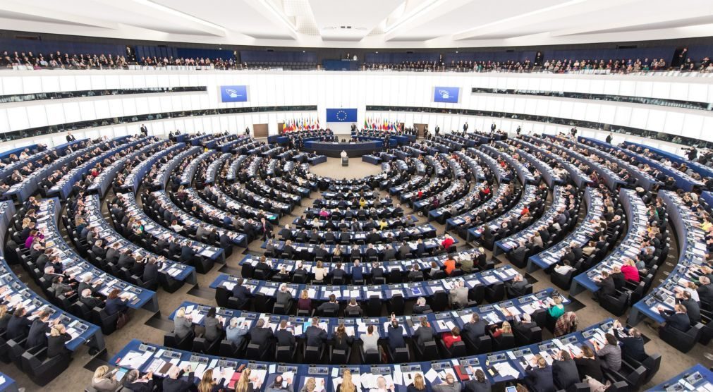 Eurodeputados recusam cortes na coesão propostos por Bruxelas
