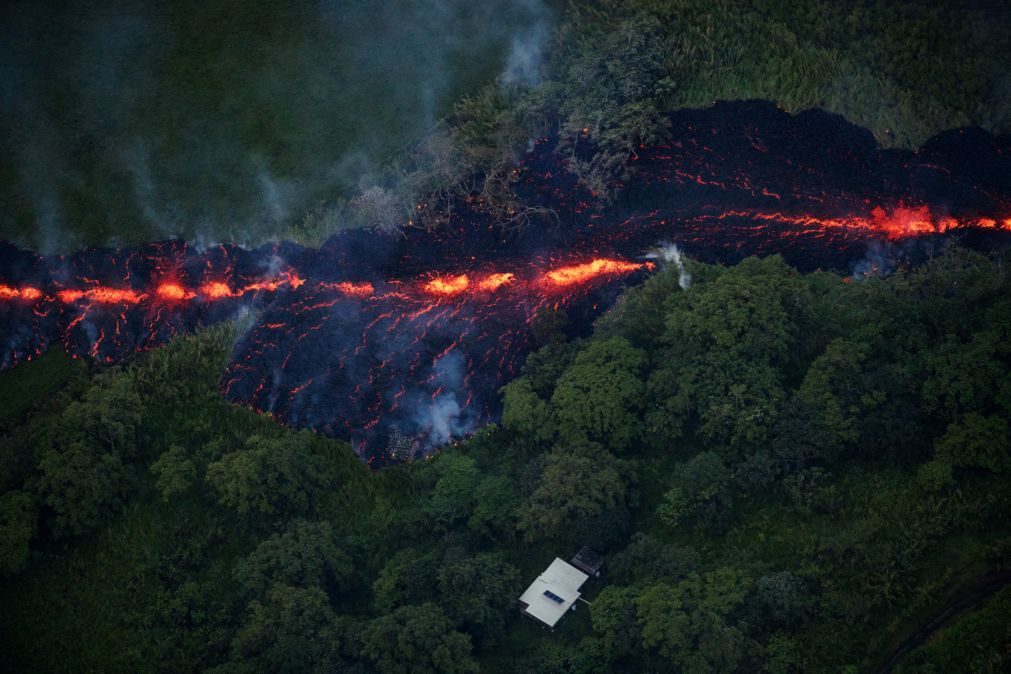 Alerta vermelho para «grande erupção vulcânica iminente» no Havai