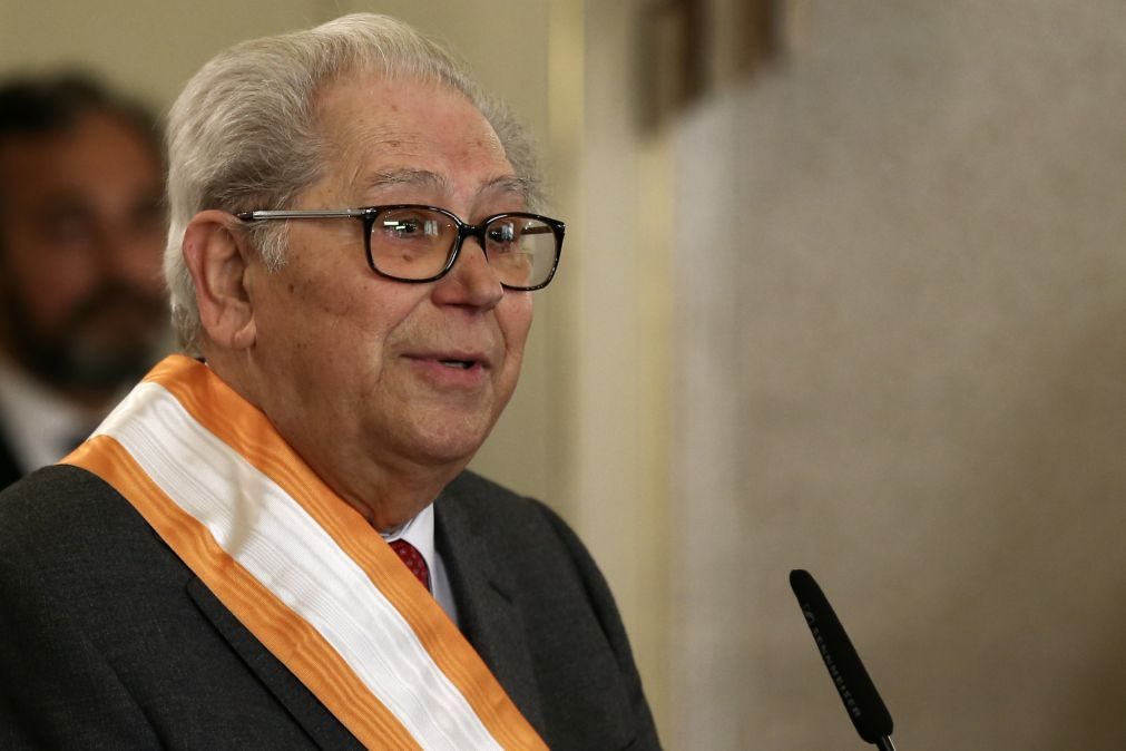 Morreu António Arnaut