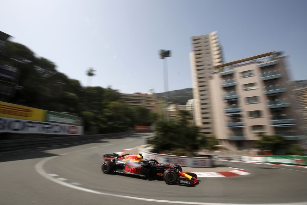 Daniel Ricciardo na 'pole' para o GP de Fórmula 1 do Mónaco