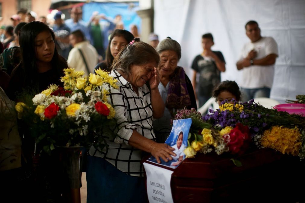 Sobe para 69 o número de mortos na erupção vulcânica na Guatemala
