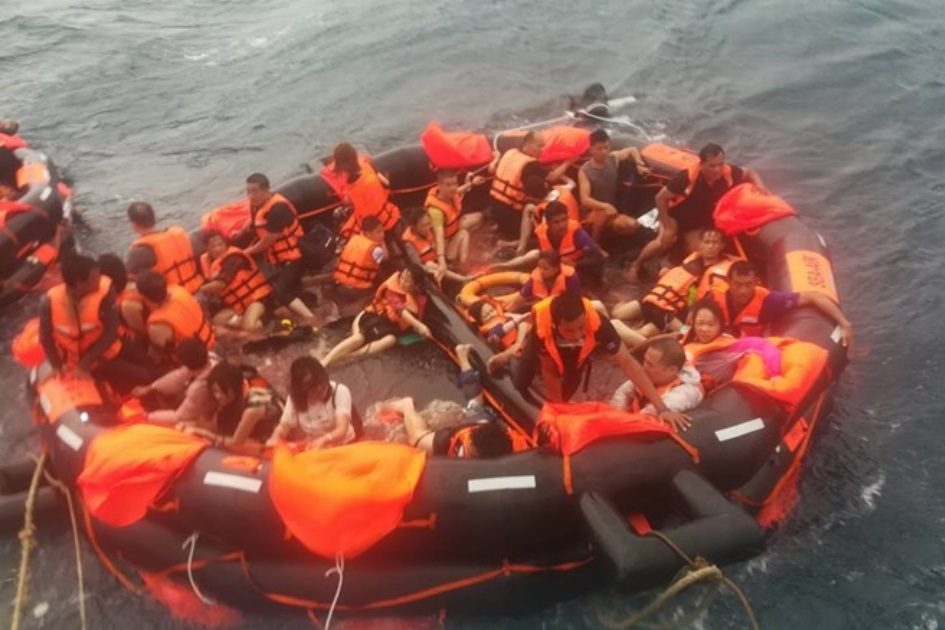 Última Hora: 49 pessoas desaparecidas em naufrágio na Tailândia