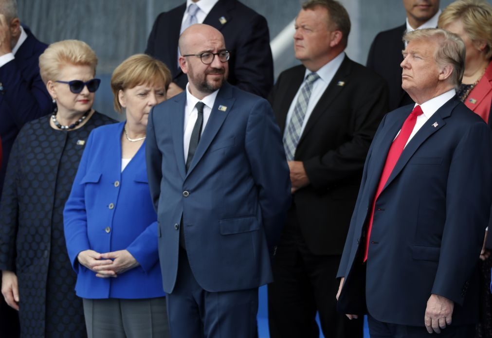 Donald Trump destaca «excelente relação» com Angela Merkel