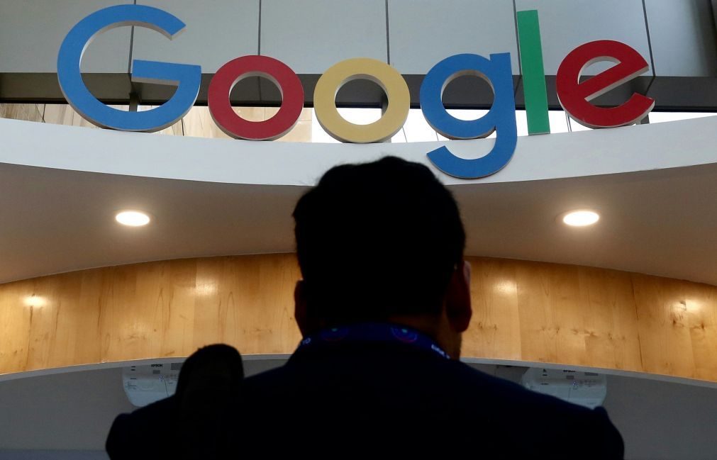 Bruxelas aplica multa recorde de 4,3 mil milhões de euros à Google