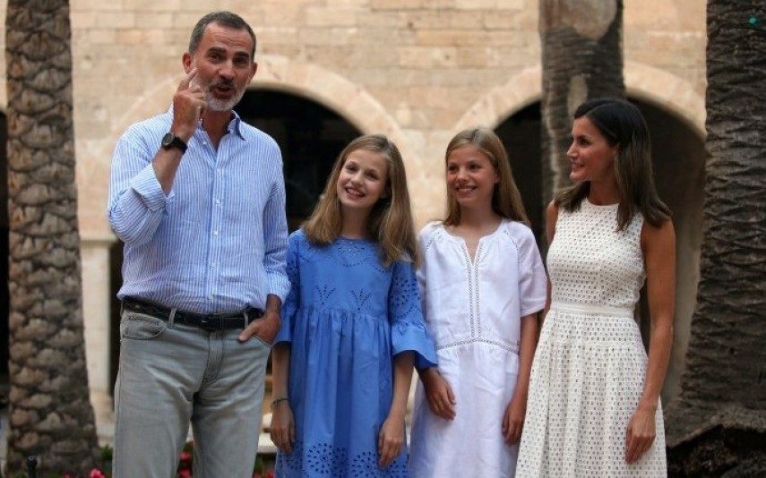 Casa Real Espanhola: Sorrisos escondem novo escândalo