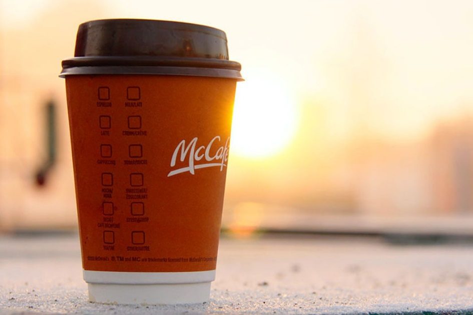 McDonald's serve produto de limpeza em vez de café a uma grávida