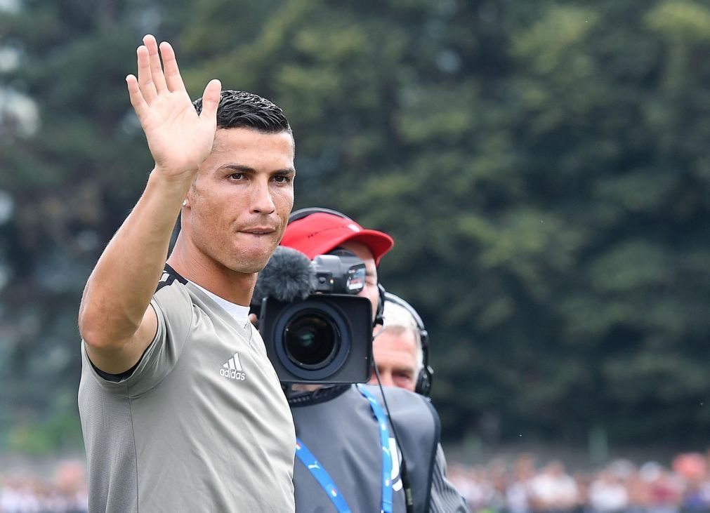 ÚLTIMA HORA | Cristiano Ronaldo: «Nego terminantemente as acusações de que sou alvo»