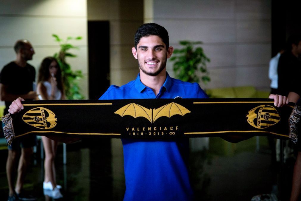 Gonçalo Guedes sofre acidente de viação