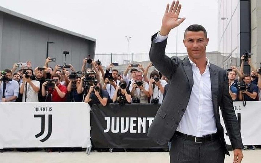 Hotel espanhol onde está equipa de Cristiano Ronaldo apedrejado com petardos de adeptos do Valencia