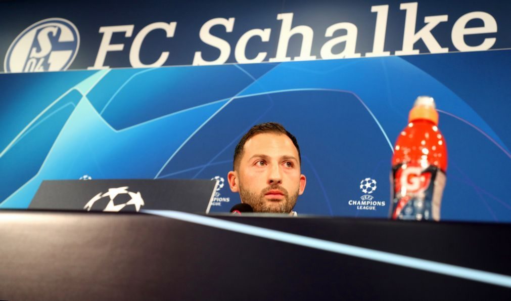 Liga dos Campeões: Treinador do Schalke 04 diz que FC Porto tem «duas ou três fraquezas»