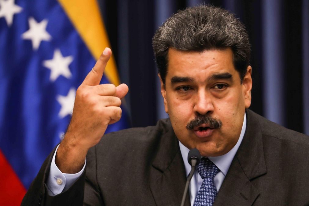 Maduro anuncia detenção de 34 gerentes de supermercados. «Esconderam os produtos às pessoas»