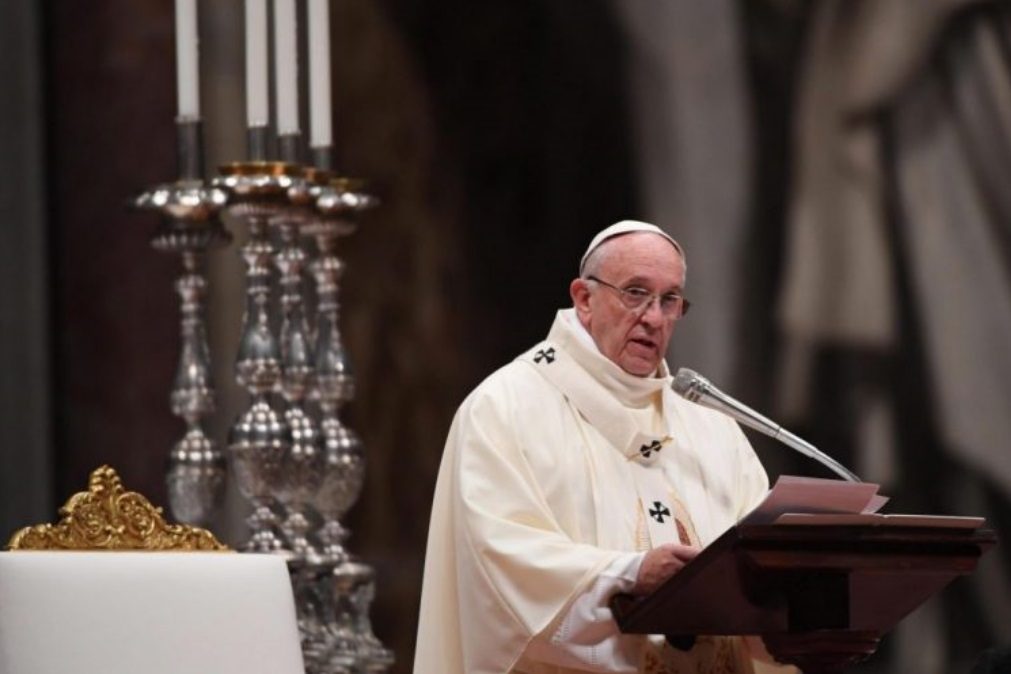 Visita do Papa: Uma noite em saco-cama custa quase mil euros em Fátima
