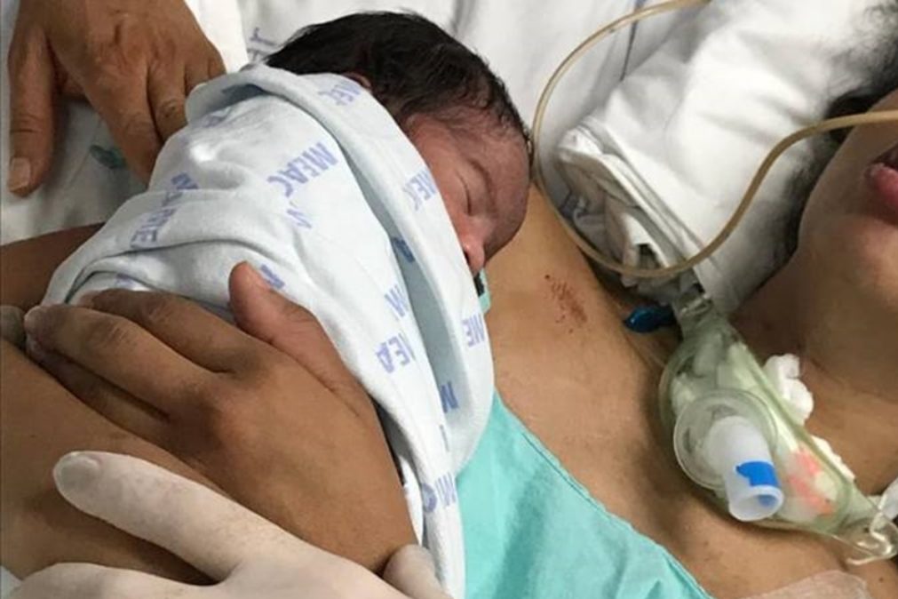 Cristina Alves acorda do coma após 23 dias ao ter contato com filho