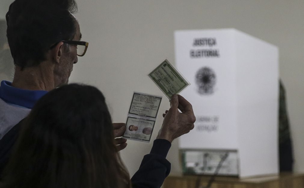 Presidenciais brasileiras: Uma em cada cinco pessoas não votou