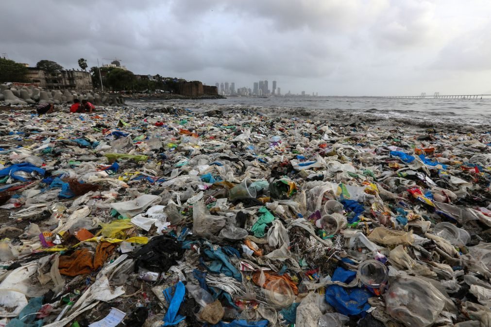 Estas são as marcas que mais contribuem para a contaminação dos oceanos com plástico