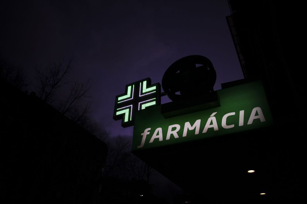 Farmacêutico espanca mulher no local de trabalho. Julgamento começa hoje