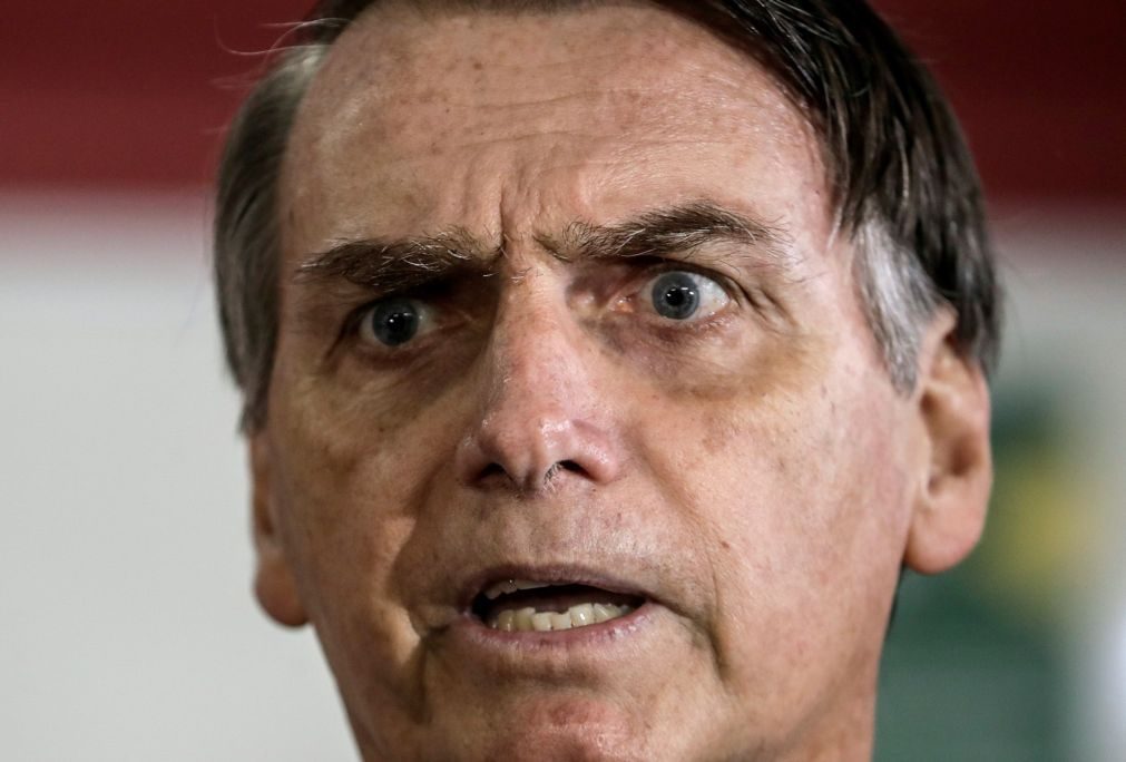 Bolsonaro diz que prefere uma «prisão cheia de bandidos a um cemitério cheio de inocentes»