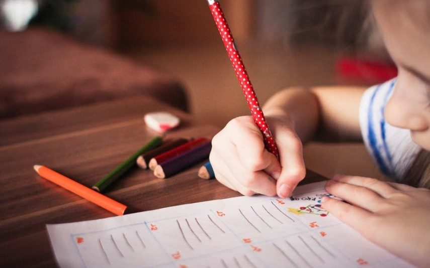 Regresso às aulas. Como preparar o seu filho para voltar à rotina