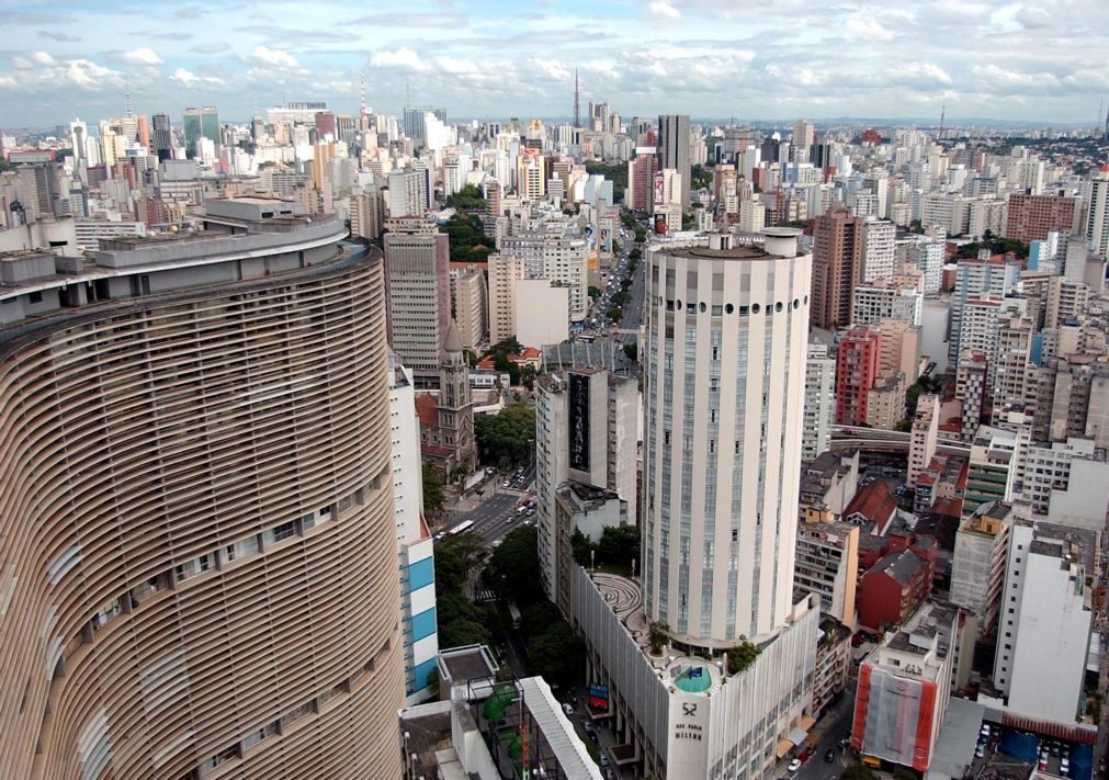 Consulado português de São Paulo suspende receção de pedidos de nacionalidade e vistos