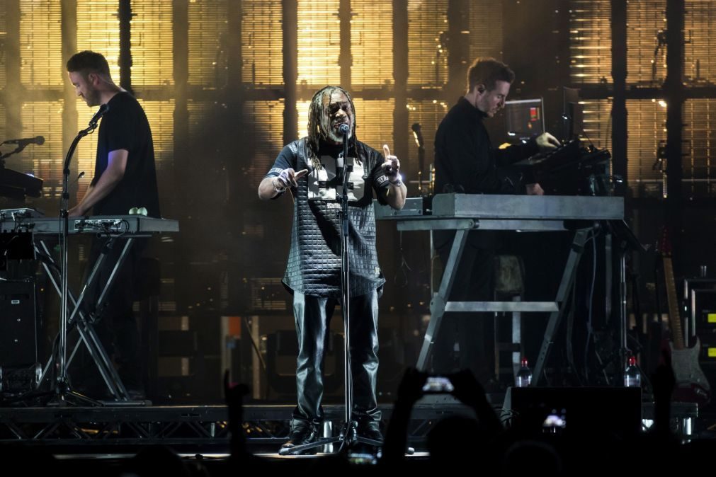 Massive Attack em Lisboa em fevereiro com espetáculo de celebração de 