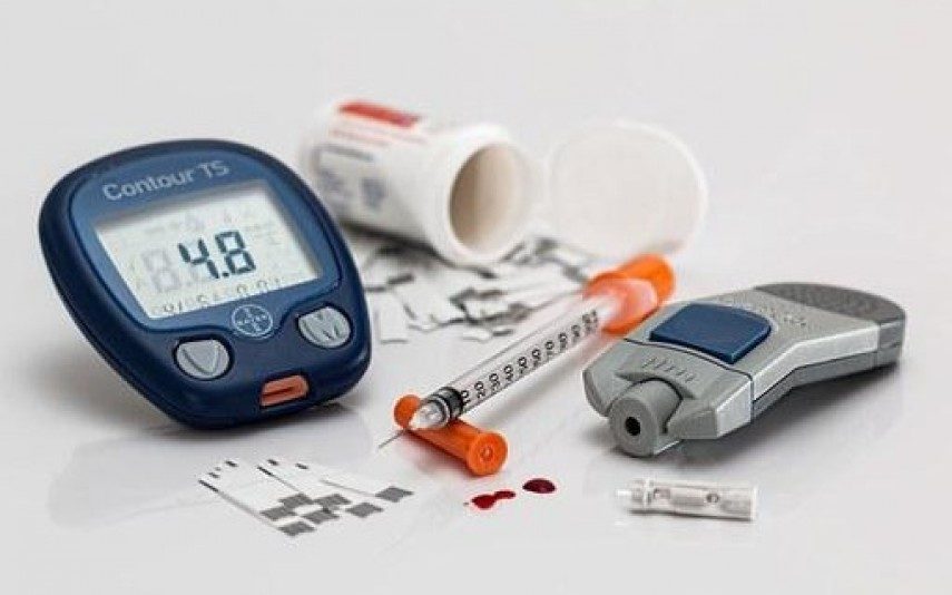 Quase metade dos diabéticos em tratamento com bombas de insulina são crianças