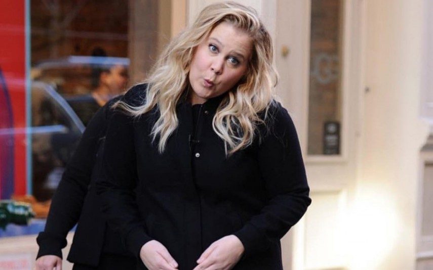 Amy Schumer hospitalizada de urgência