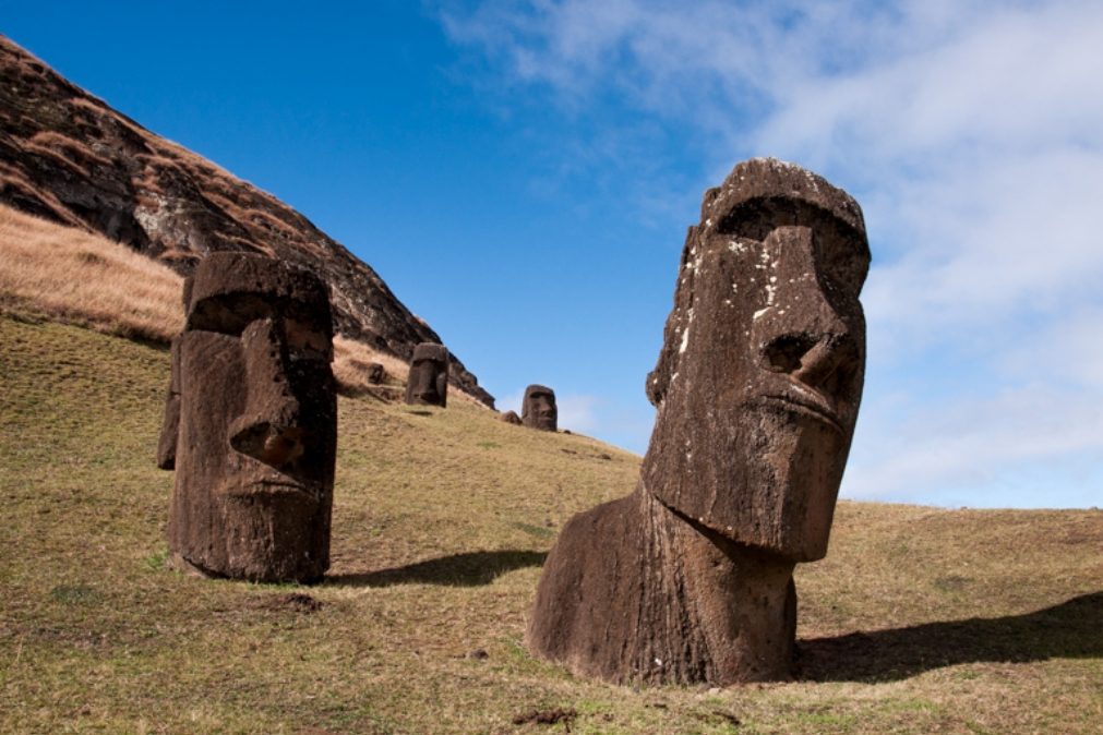 Ilha da Páscoa quer que Inglaterra devolva estátuas roubadas
