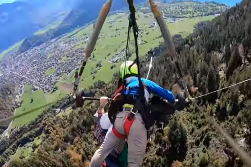 Turista vive momentos de terror num passeio de asa delta [vídeo]