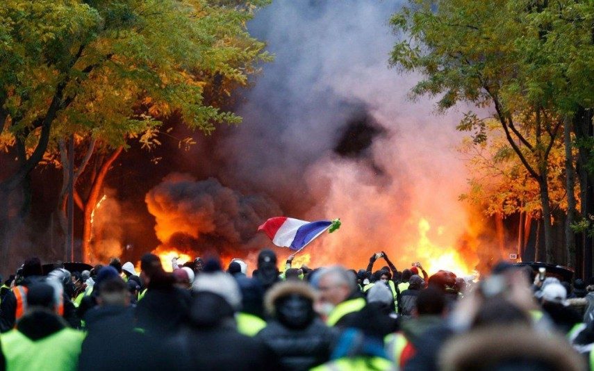 Jornalista da CMTV vive momentos de pânico em Paris