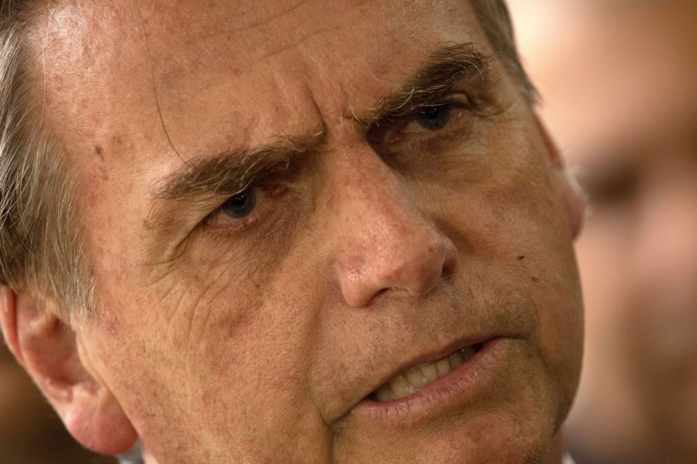 Bolsonaro diz querer mudar demarcação de terras indígenas no norte do Brasil