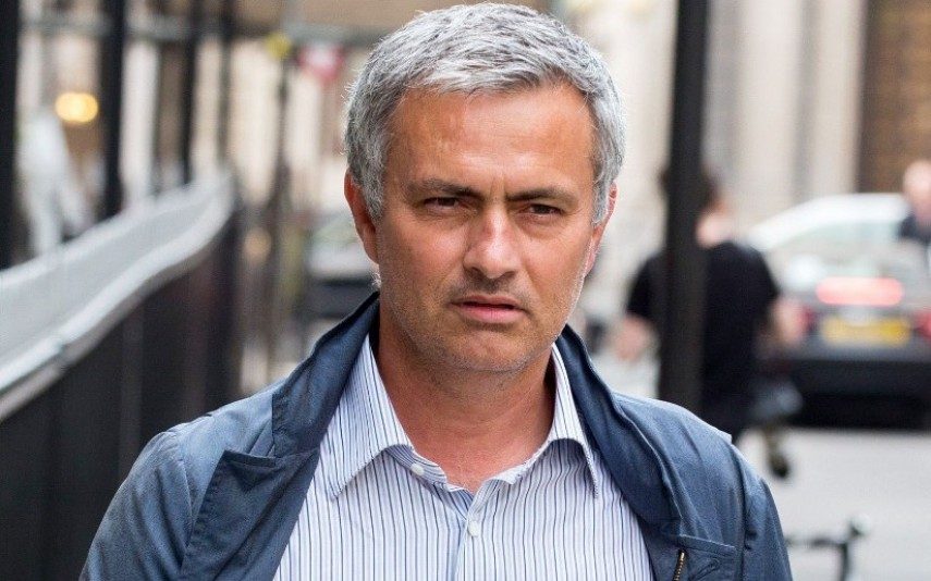 Mourinho estreia-se no Tottenham com triunfo