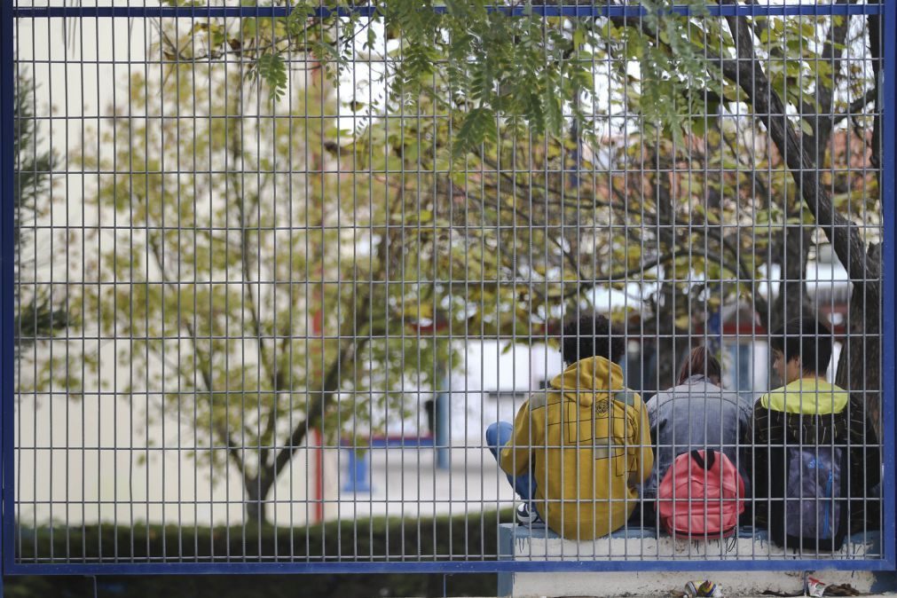 Mais de oito em cada dez adolescentes consideram-se felizes