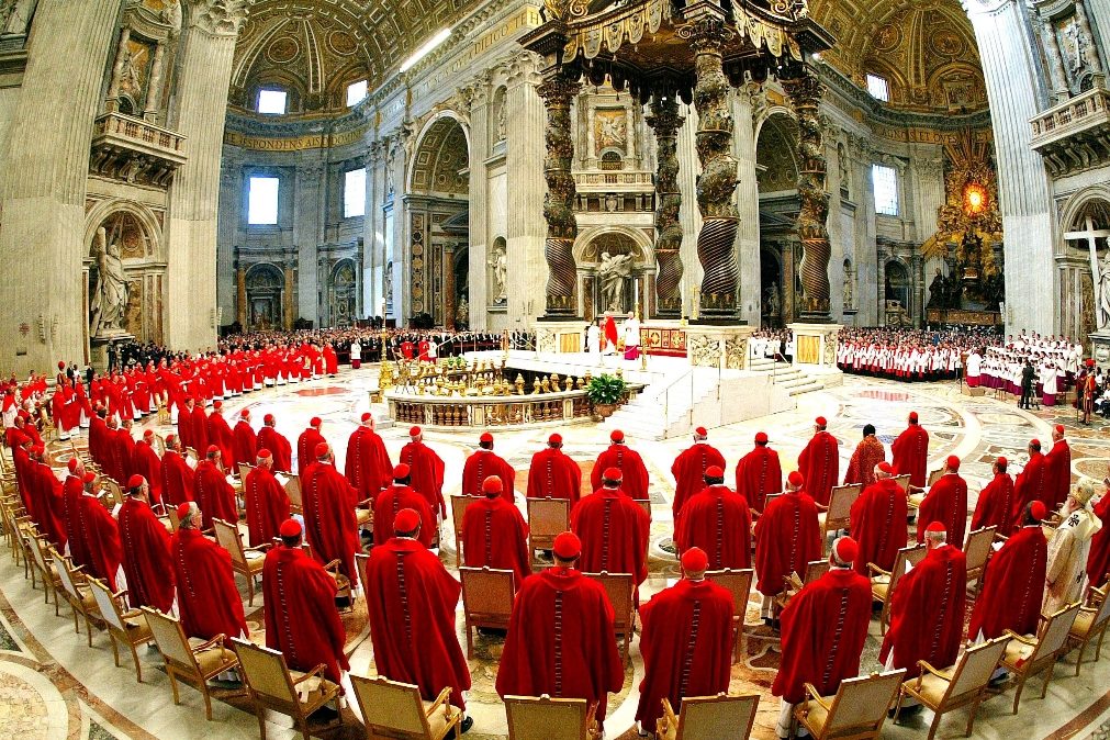Vaticano investiga relações e abusos sexuais a menores em pré-seminário