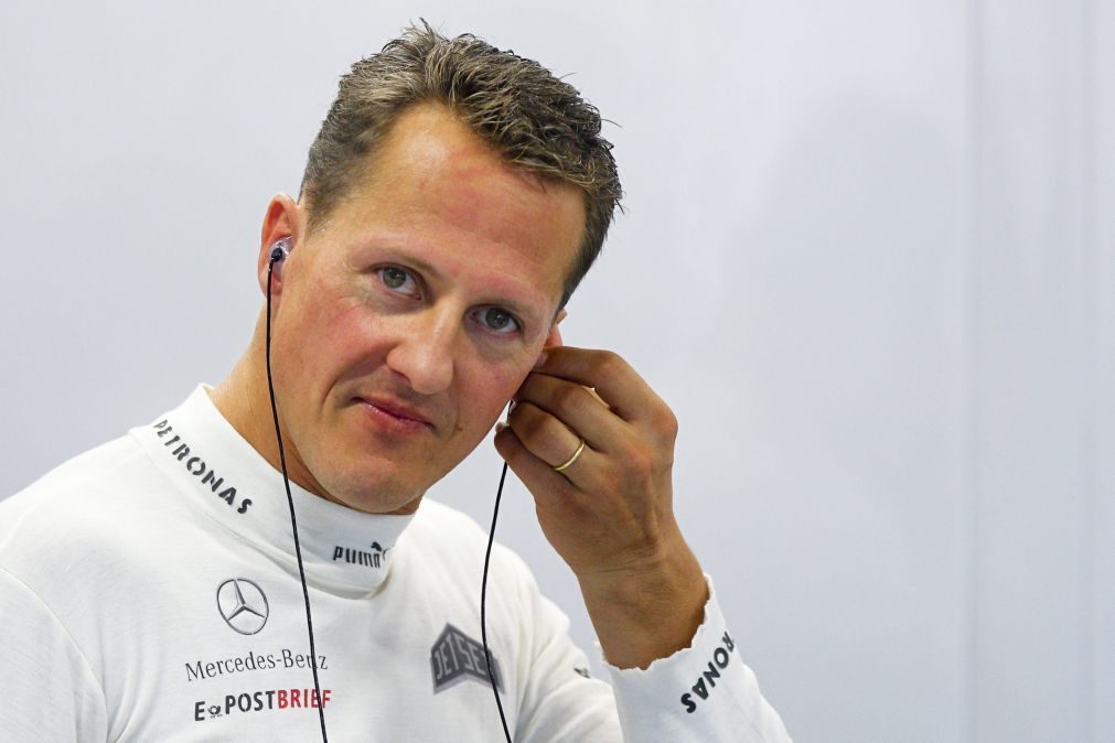 Michael Schumacher está em Paris para realizar «tratamento secreto»