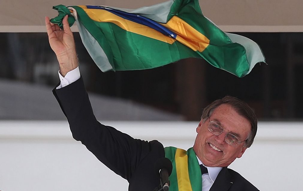 Jair Bolsonaro exige força para o poder legislativo e judiciário