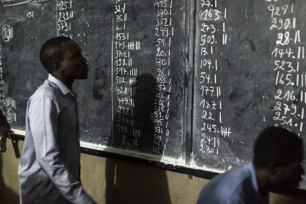 Opositor Fayulu vai contestar resultados das eleições presidenciais na RD Congo em tribunal