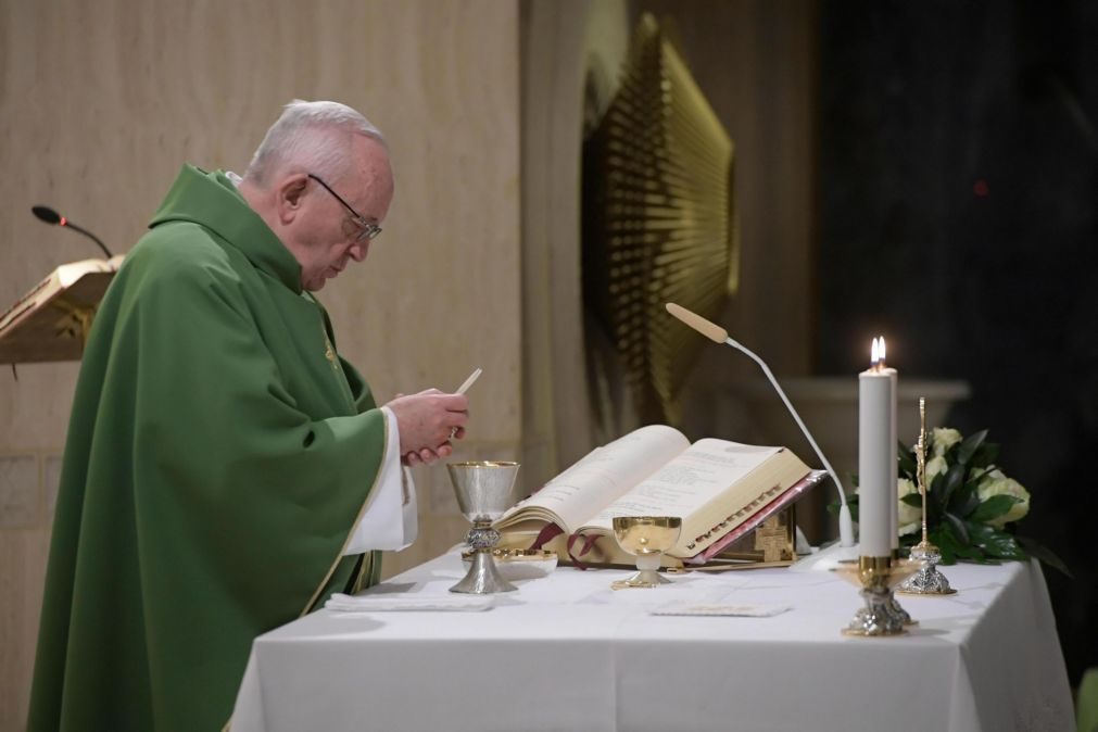 Papa Francisco: «A alegria das relações familiares e da convivência social perdeu valor»