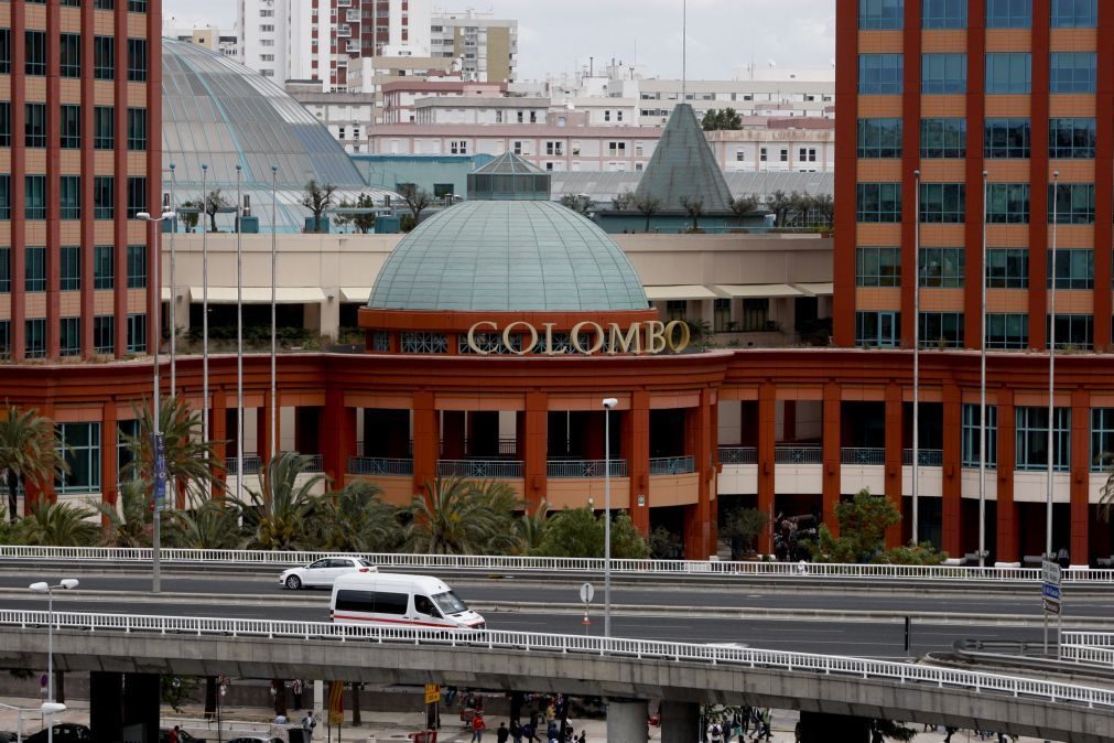 Torre do Centro Comercial Colombo evacuada