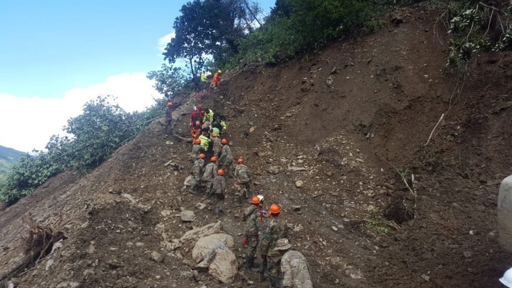 Deslizamentos de terra na Bolívia fazem pelo menos 14 mortos