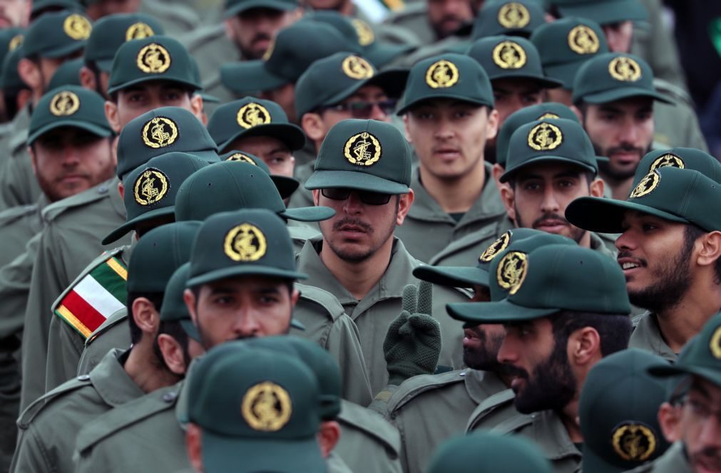 Ataque suicida mata pelo menos 20 militares da Guarda Revolucionária do Irão